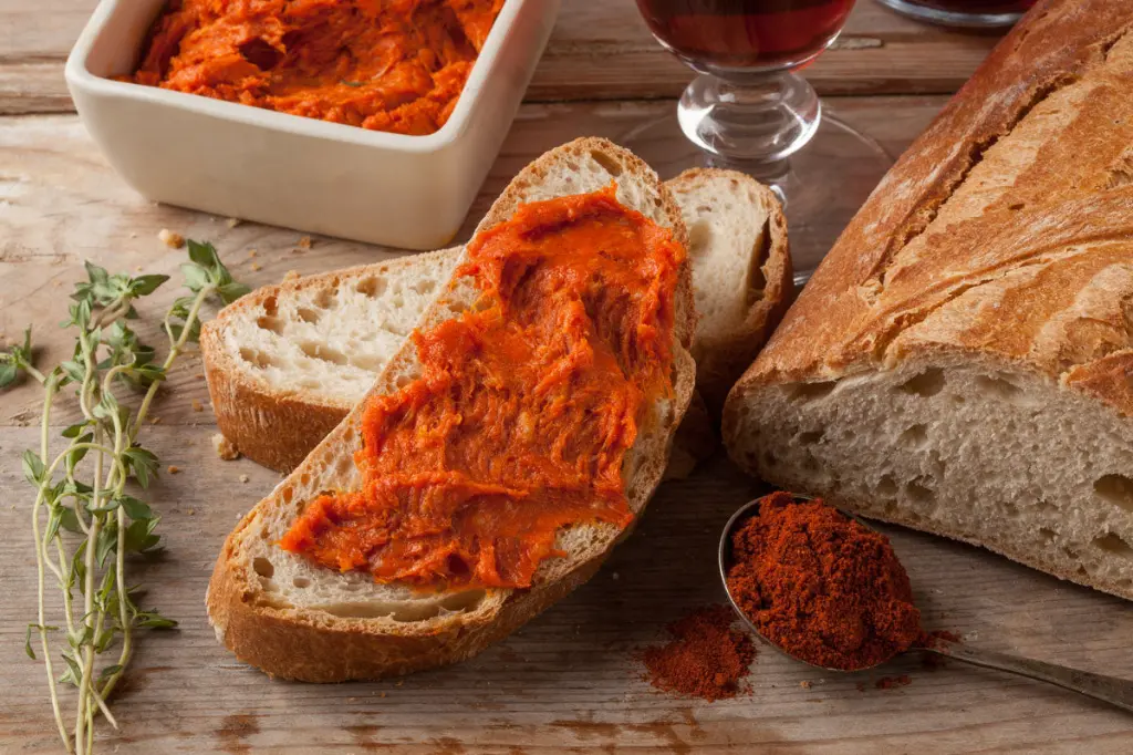 Sobrasada-(Chorizo-Paste)-Sausage-1kg-RW-approx-Priced-per-Kilo-Picasso-Bites_2.webp