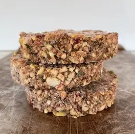 Vegan-Shroomi-(Mushroom)-Burger-GF-(115g-x-40)-Frozen-Carton-Made-by-Kade_2.webp